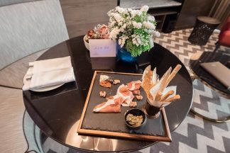 where to stay in Bangkok: 137 pillars suites and residences